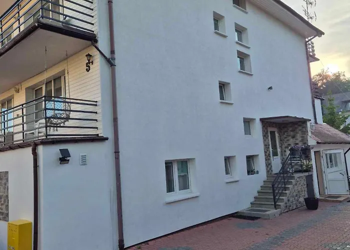 Neptun 게스트하우스 레왈